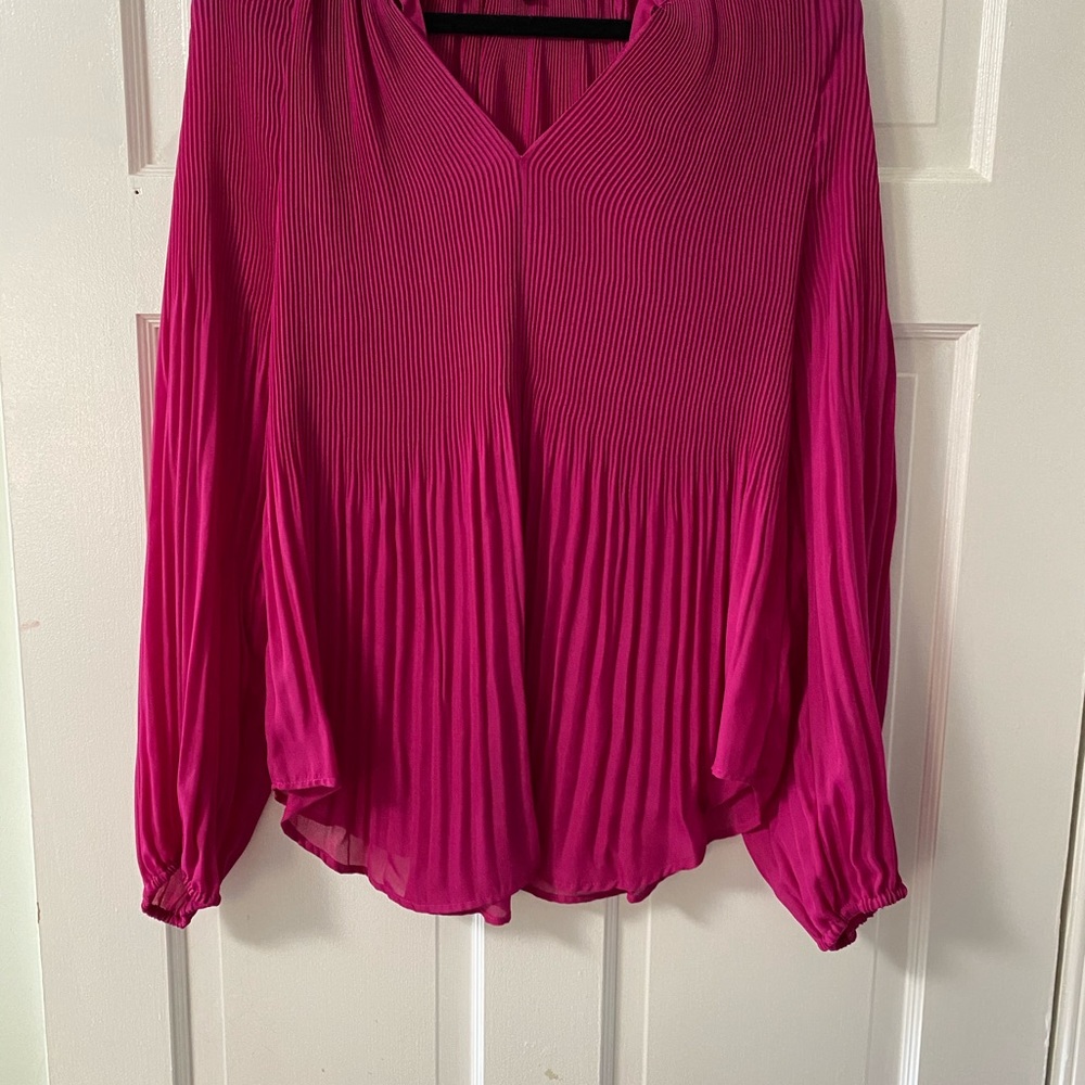 MELISSA PAIGE (XL)Fuchsia Accordion Pleated Top